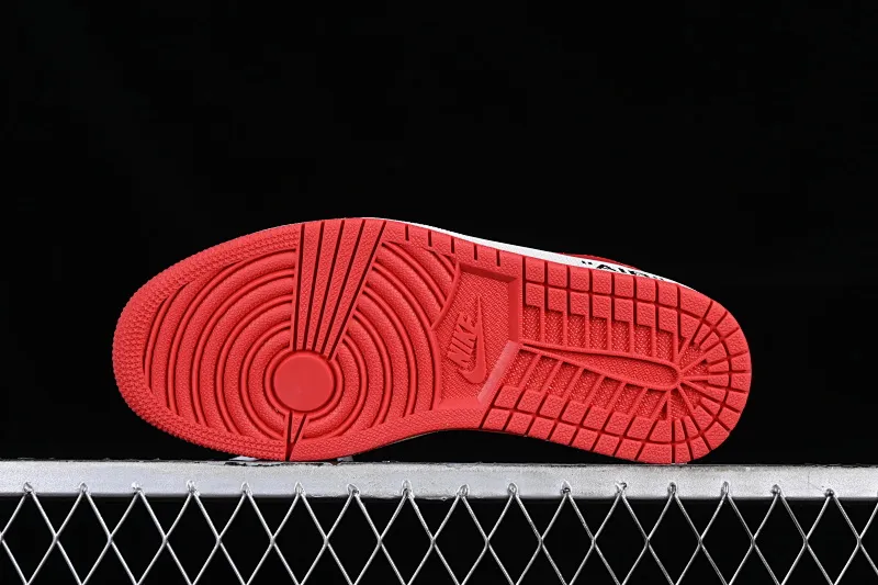 All categories Air Jordan Jordan series basketball shoes Air Jordan 1 Low Travis Scott x Air Jordan 1 Low OG AJ1 Joe 1 undercut low DM7890-103